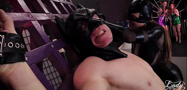 CATWOMAN GETS FISTED cosplay Batman parody Mallory Sierra Lady Fyre